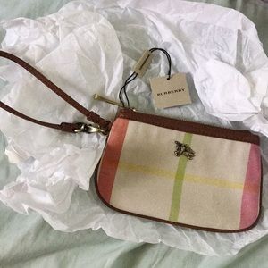 ✨ BURBERRY little purse coin wallet NWT ✨